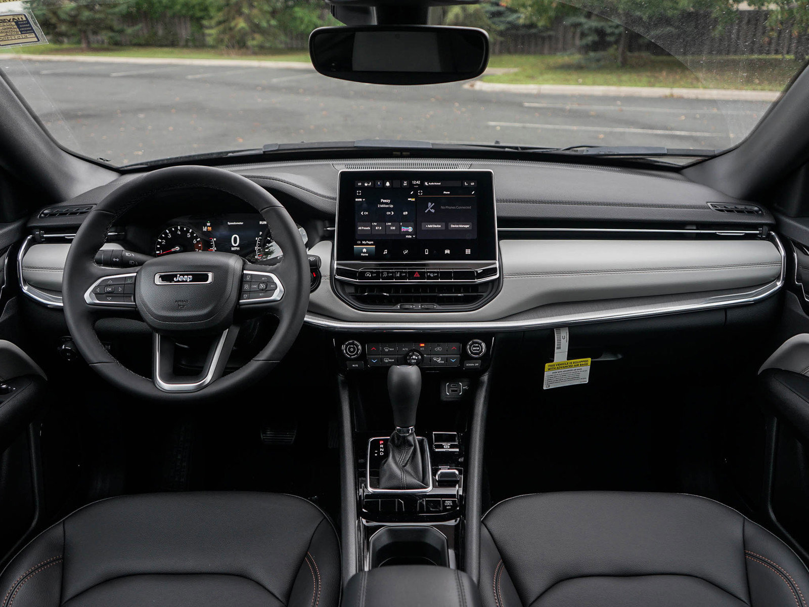 2025 Jeep Compass Limited photo 12