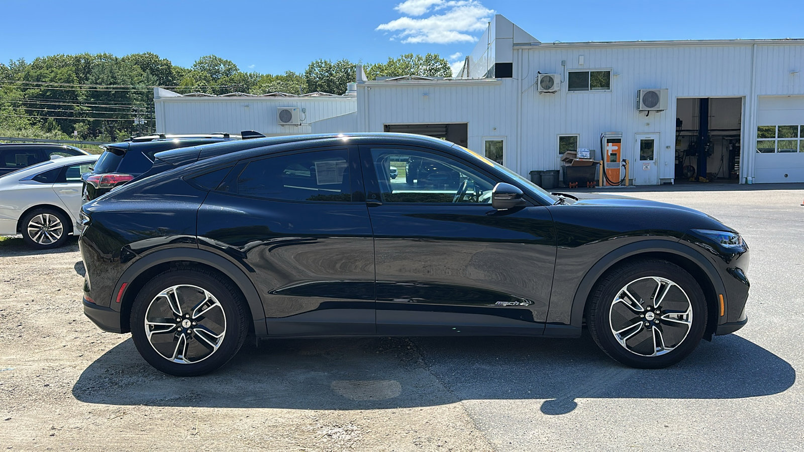2021 Ford Mustang Mach-E Select photo 3