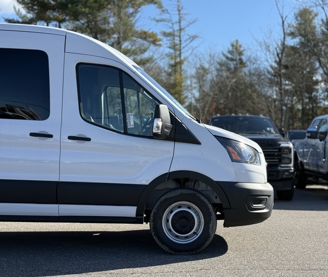 2025 Ford Transit photo 2