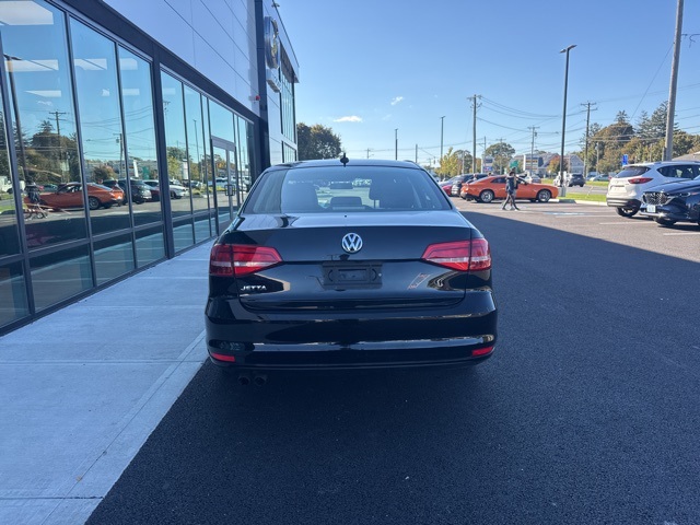 2015 Volkswagen Jetta 2.0 S photo 4