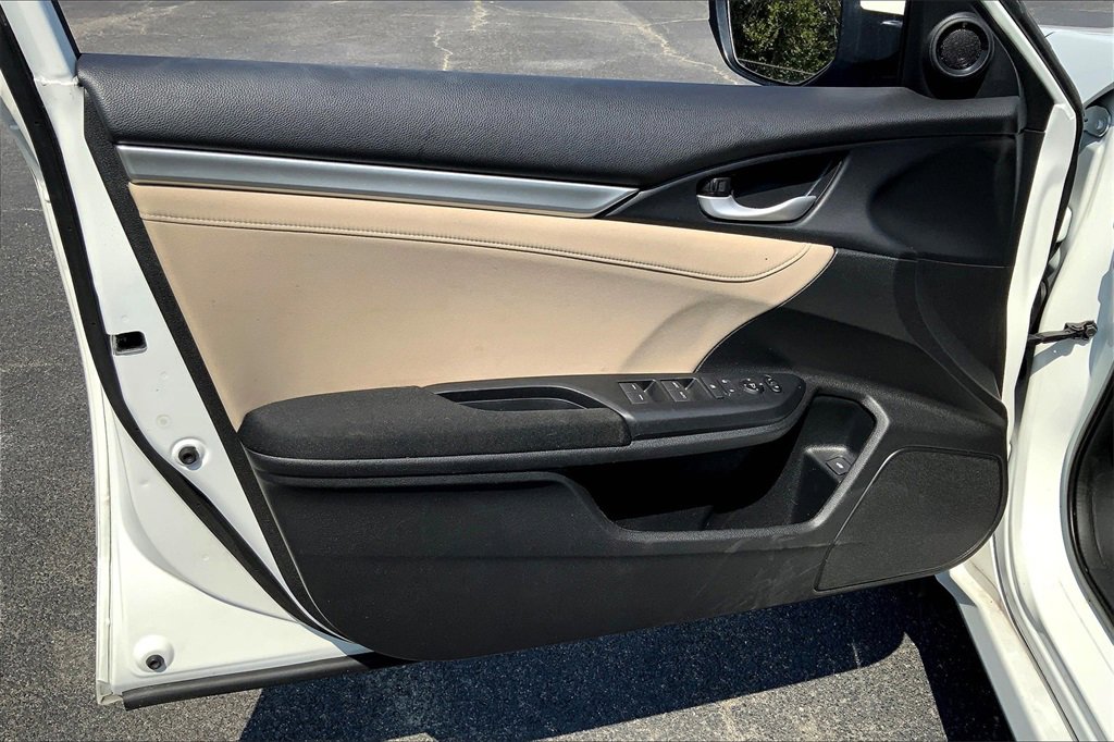 2018 Honda Civic EX photo 23