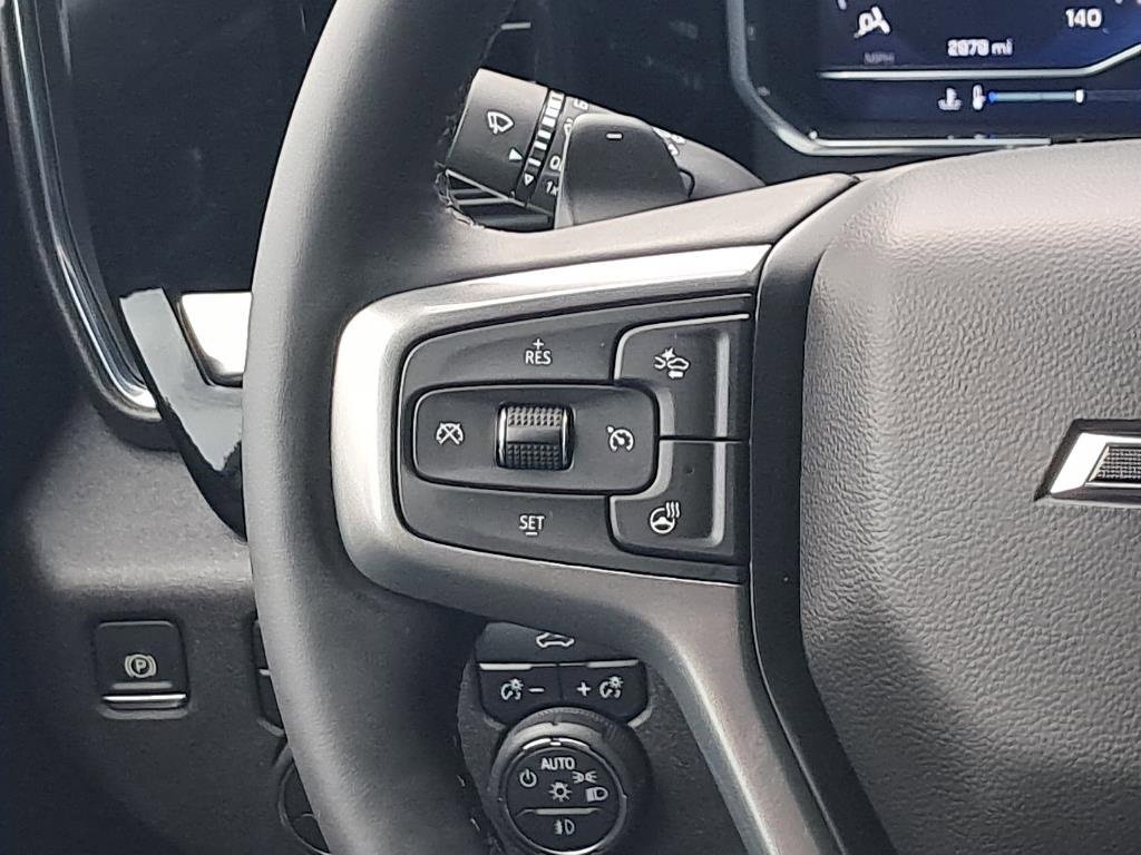 2024 Chevrolet Silverado 1500 RST photo 14