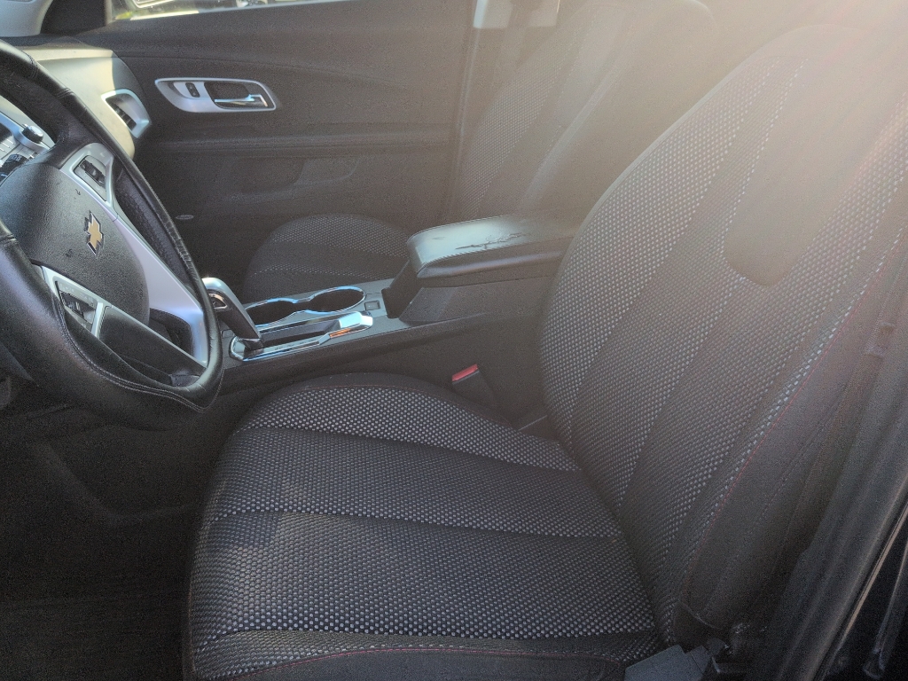 2015 Chevrolet Equinox LT photo 7