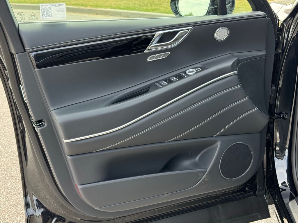 2025 Genesis GV80 2.5T AWD photo 22
