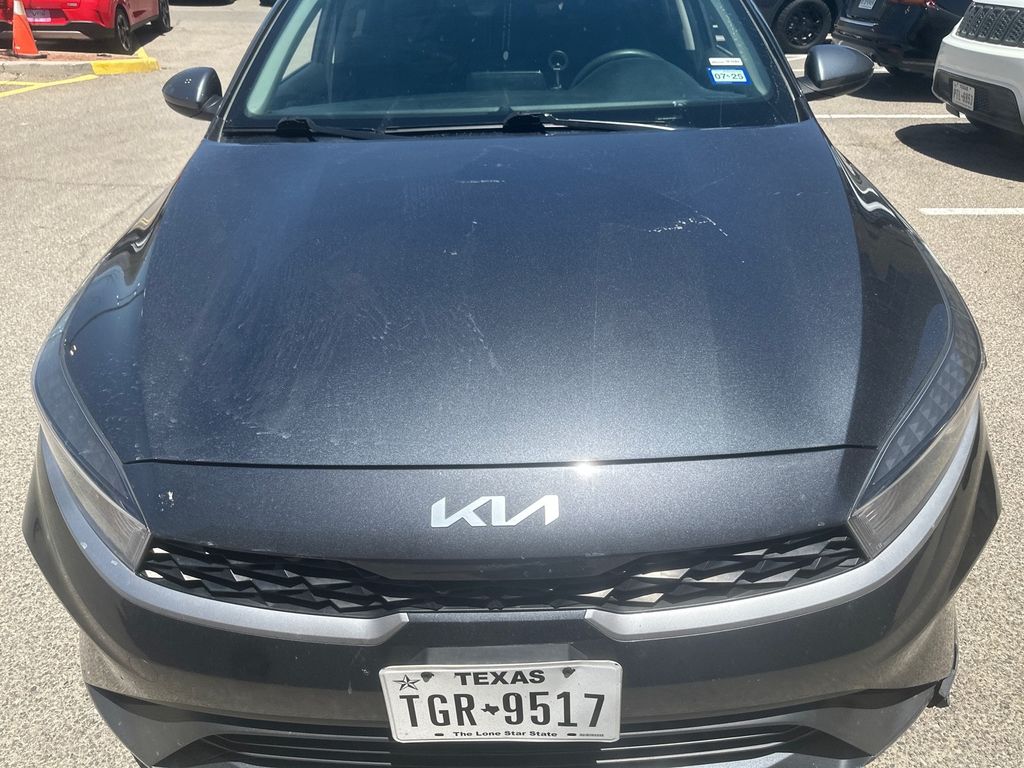 2023 Kia Forte LX photo 17