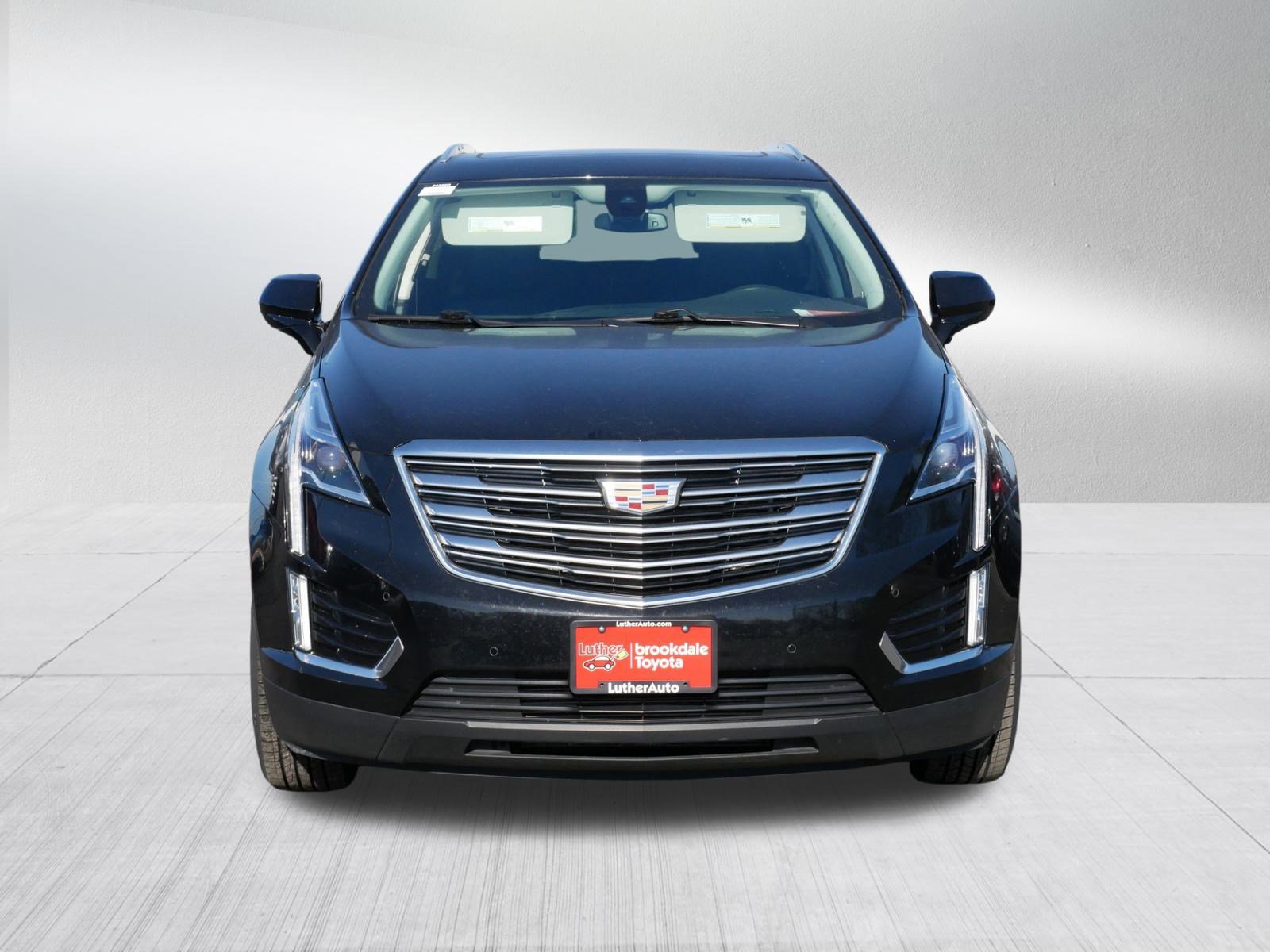 Used 2019 Cadillac XT5 Luxury with VIN 1GYKNDRS6KZ287861 for sale in Brooklyn Center, Minnesota