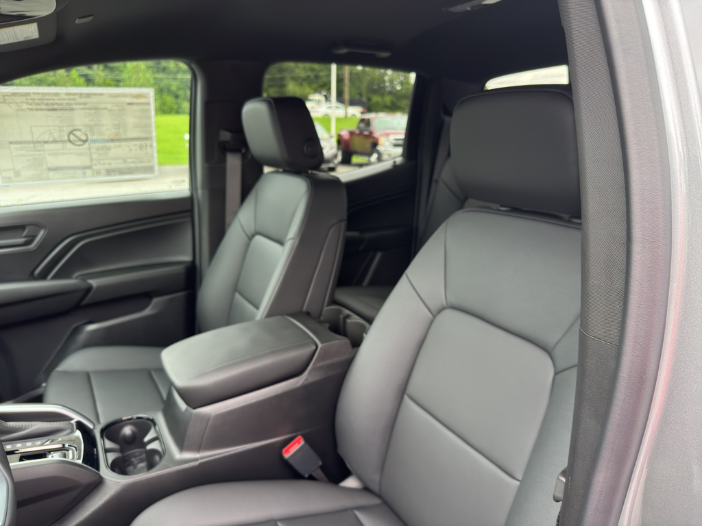2026 Chevrolet Colorado Trail Boss photo 14