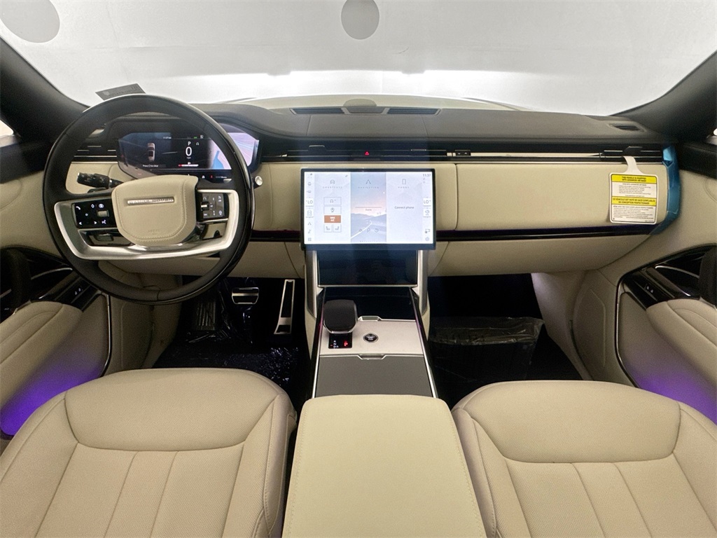 2025 Land Rover Range Rover SE photo 19