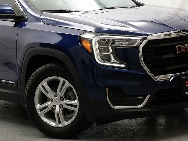 2022 Gmc Terrain SLE photo 3