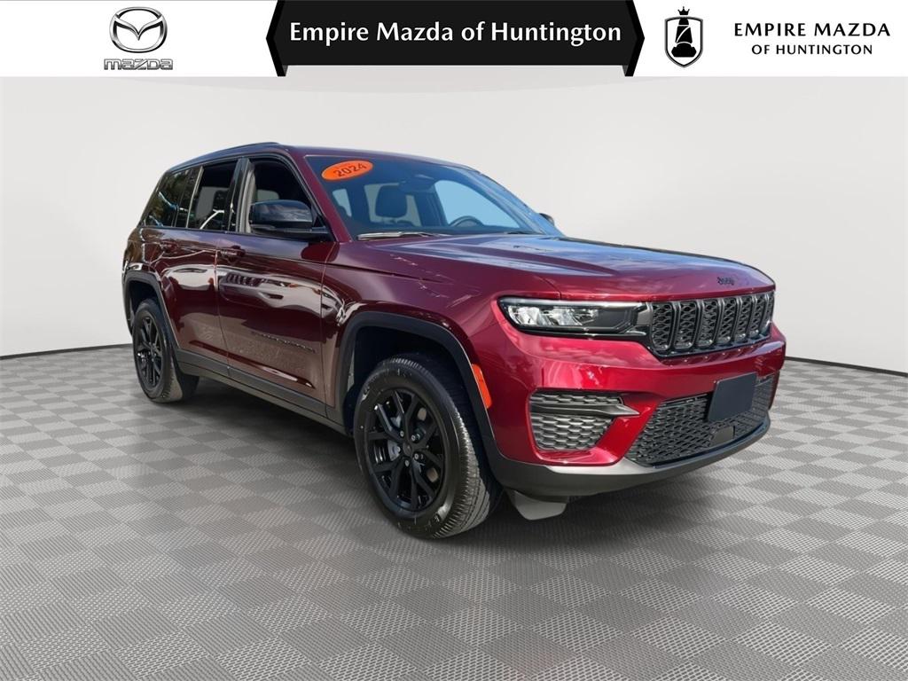 2024 Jeep Grand Cherokee Altitude's photo