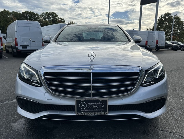 2019 Mercedes Benz E 300 4MATIC photo 2