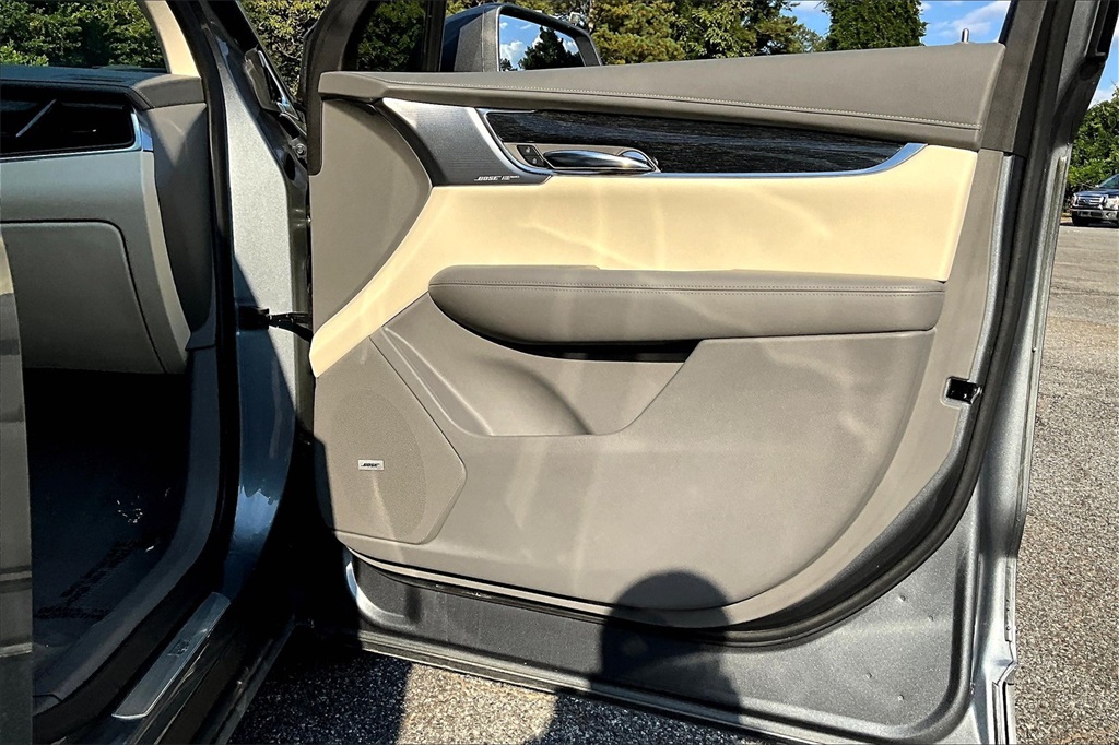 2020 Cadillac XT6 Premium Luxury photo 27