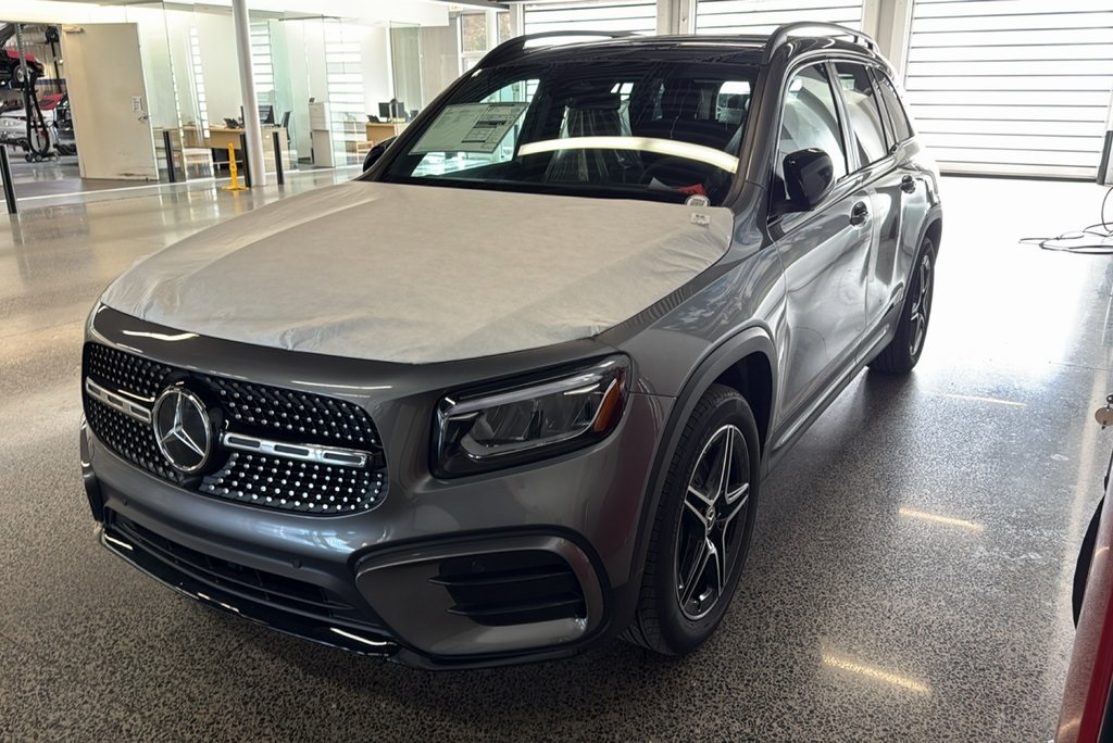 2026 Mercedes-Benz GLB GLB 250's photo