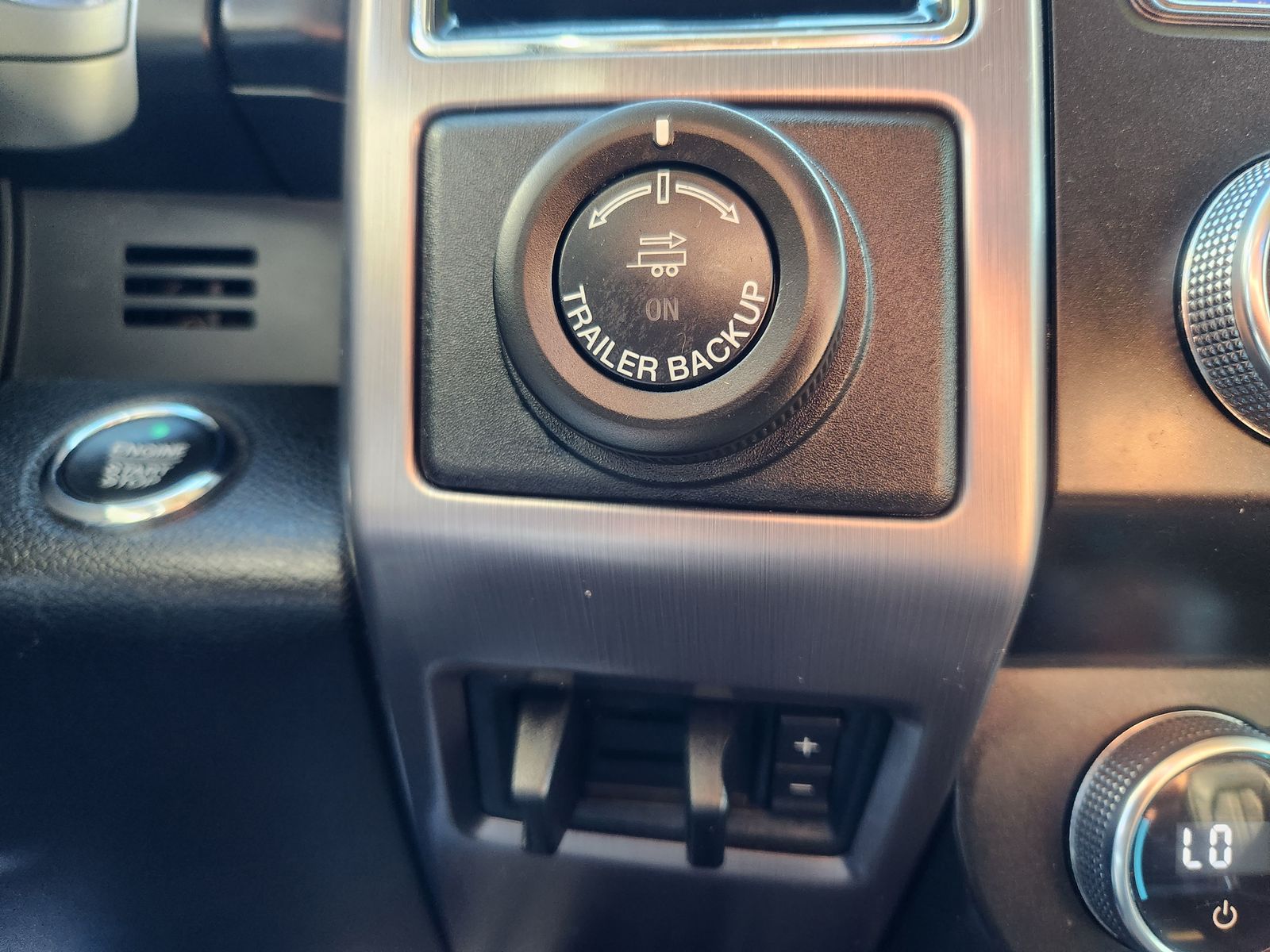 2020 Ford Expedition Platinum photo 22