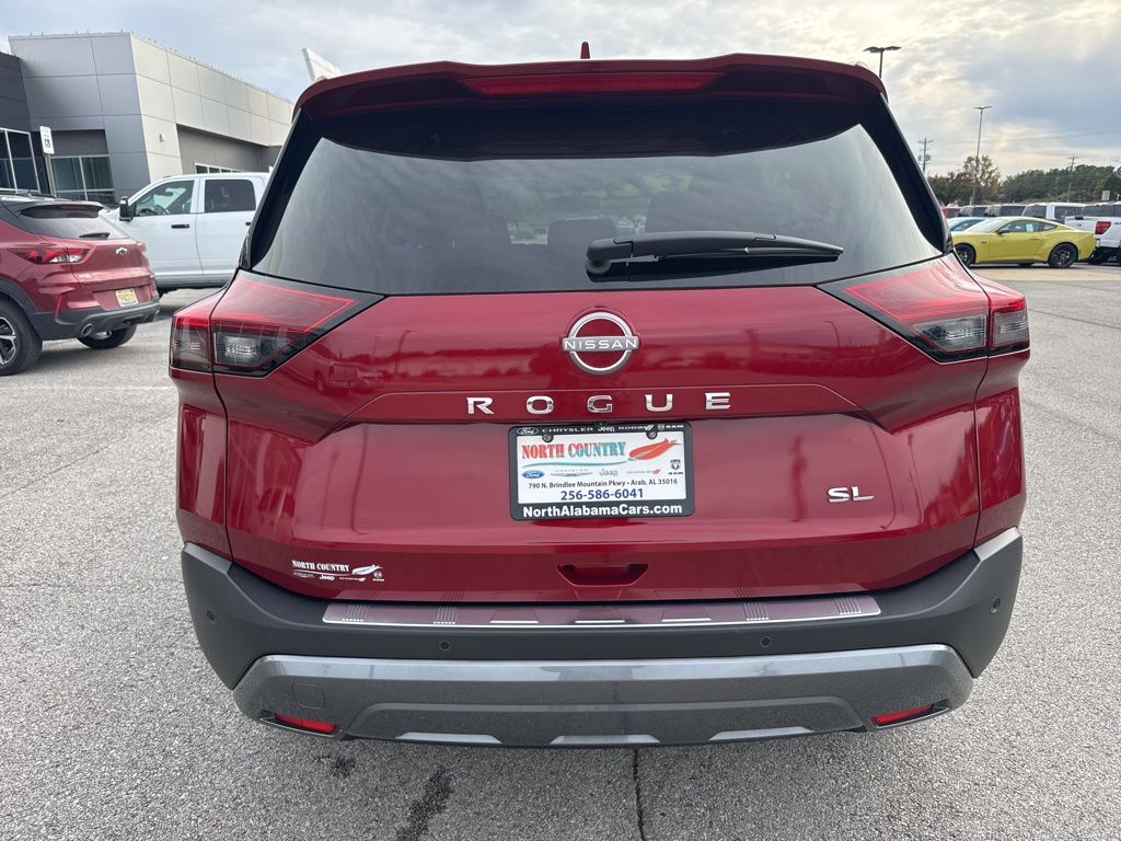 2023 Nissan Rogue SL photo 2