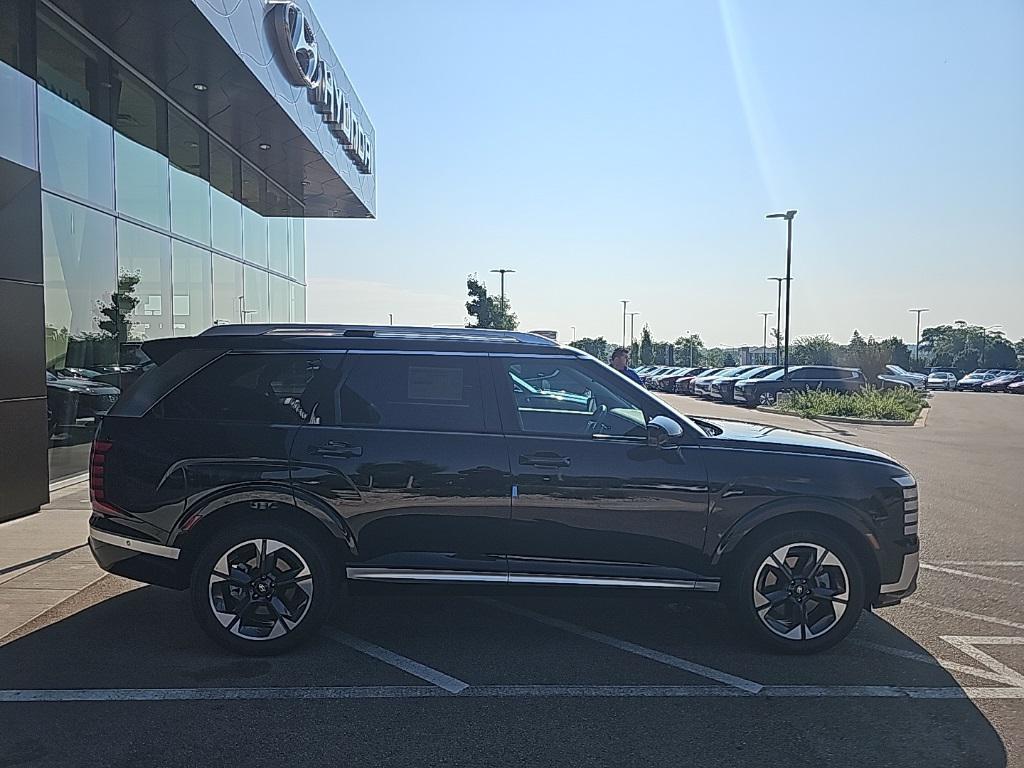 2026 Hyundai Palisade Limited photo 4