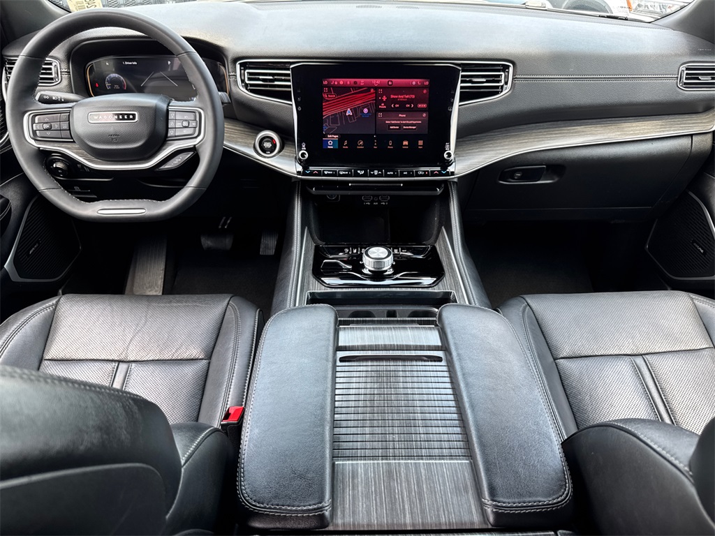 2023 Jeep Wagoneer L Series II photo 20