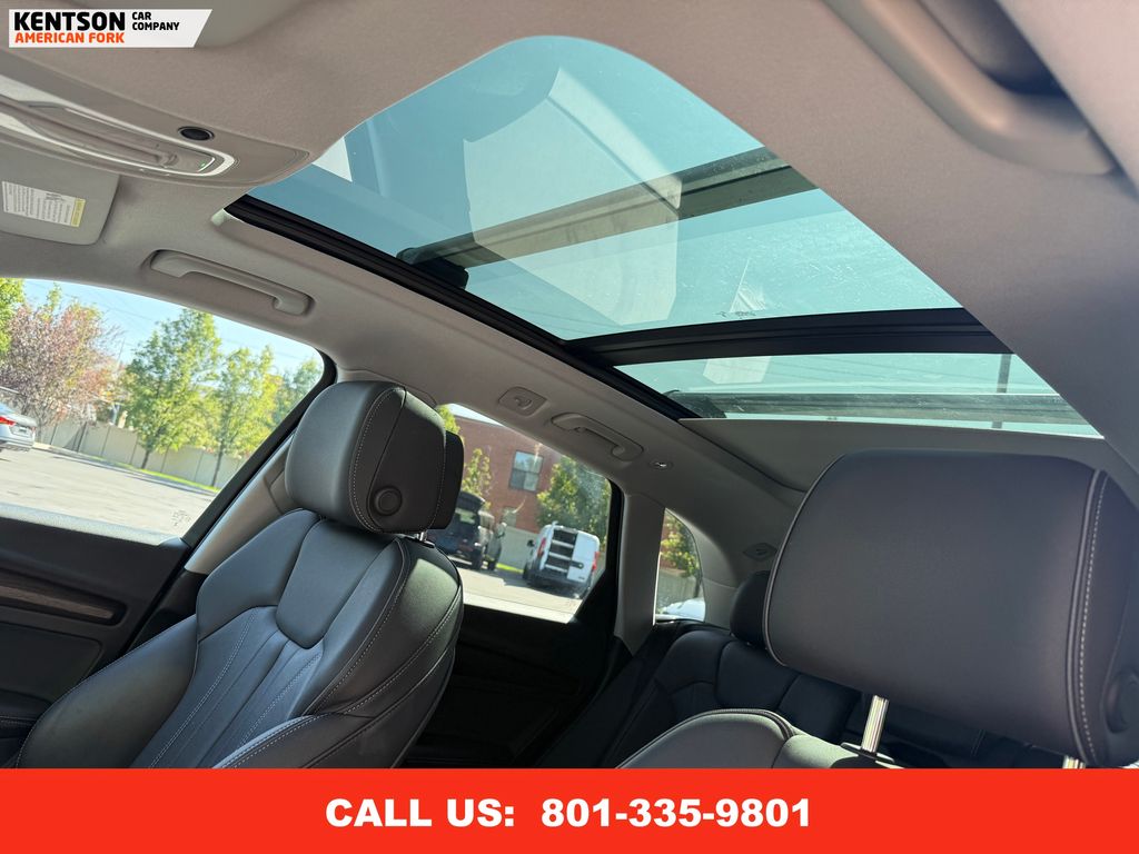 2024 Audi Q5 45 S line Premium photo 28