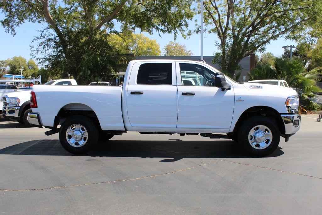 2024 Ram 2500 Tradesman photo 18