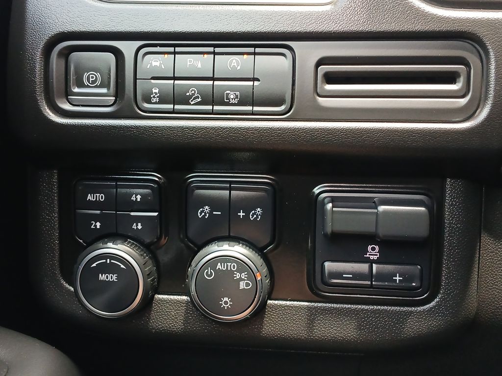 2023 Chevrolet Tahoe Z71 photo 17