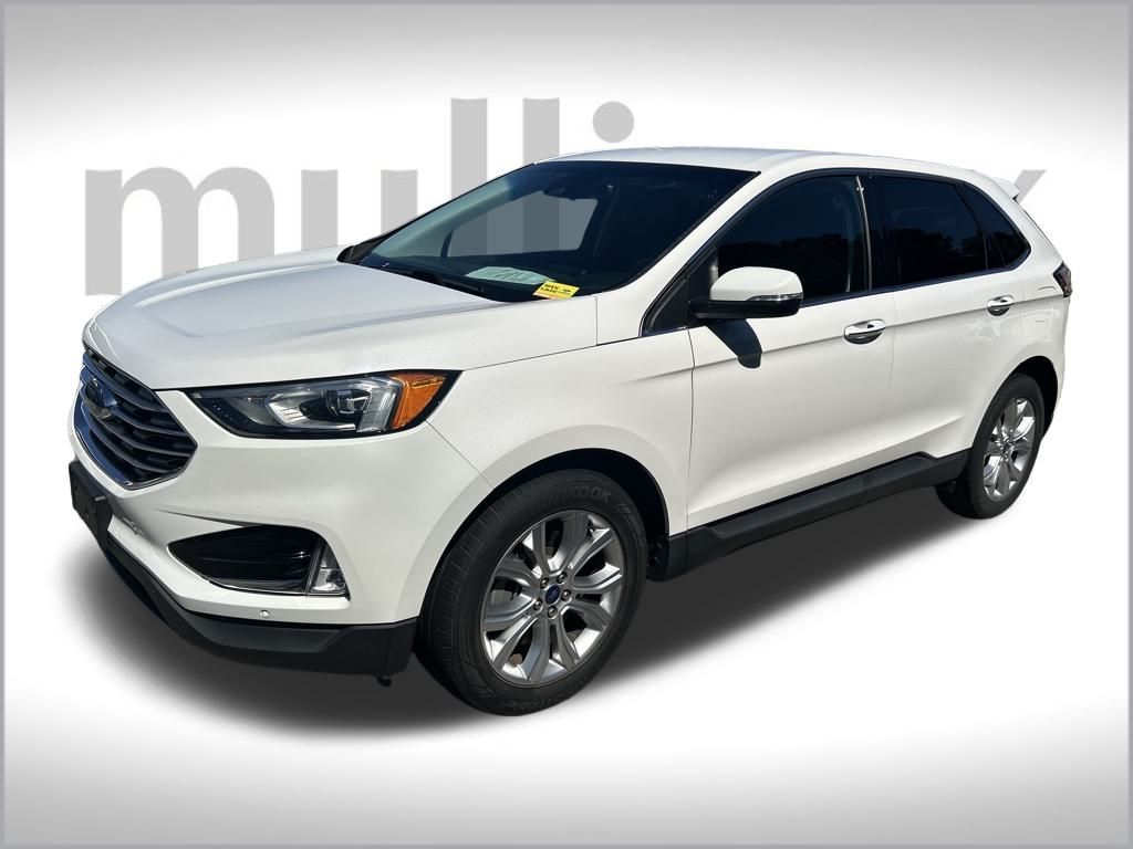 2022 Ford Edge Titanium photo 4