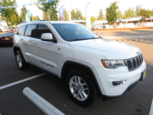2018 Jeep Grand Cherokee Laredo E photo 6
