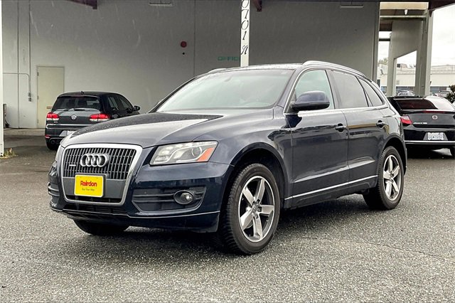 Used 2011 Audi Q5 Premium with VIN WA1LFAFP4BA099046 for sale in Everett, WA