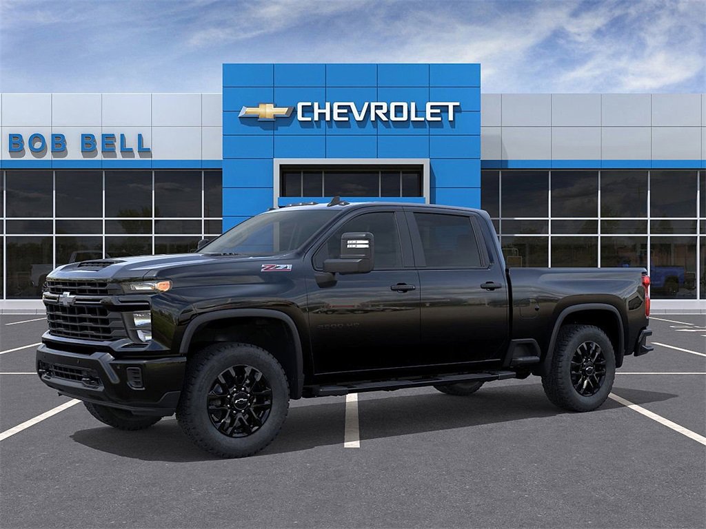 2026 Chevrolet Silverado 2500HD Custom photo 2