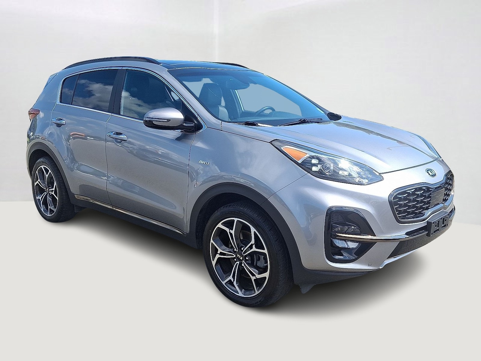 2022 Kia Sportage SX Turbo photo 2