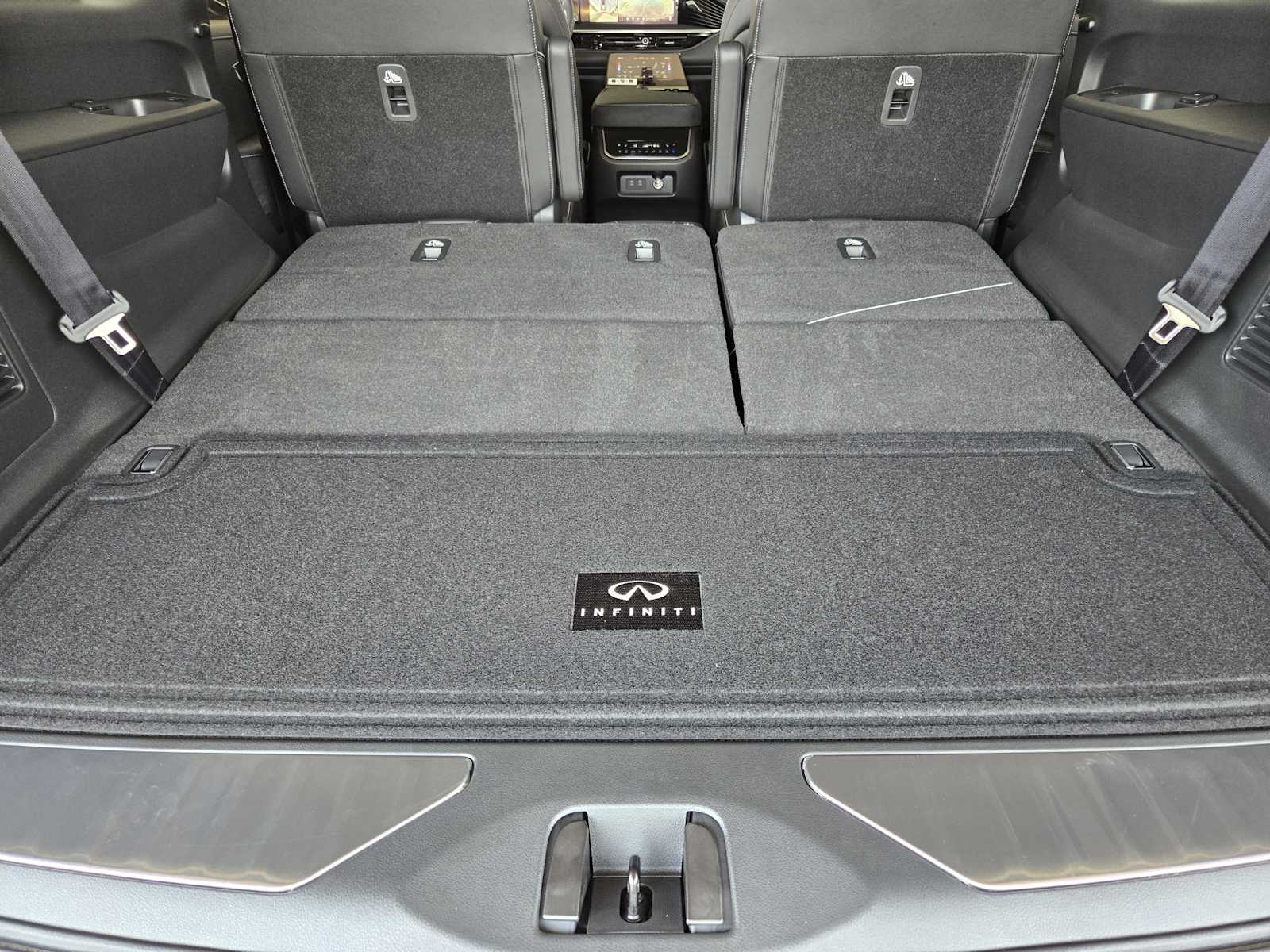 2026 INFINITI QX80 Luxe - Photo 20