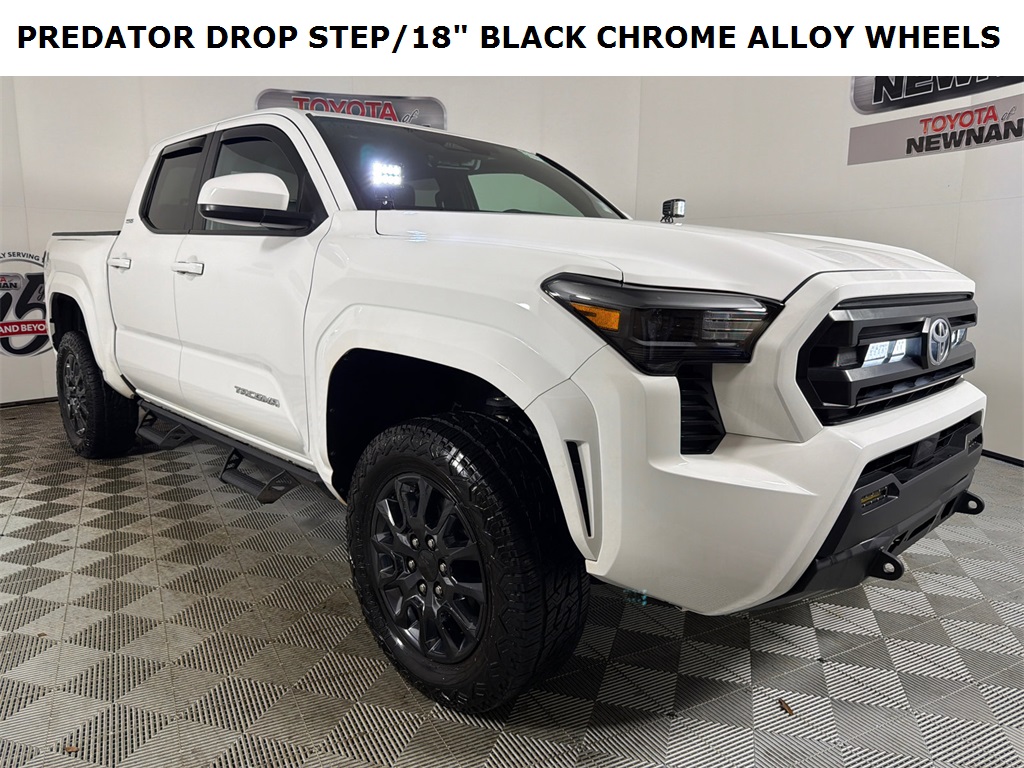 2024 Toyota Tacoma SR5's photo