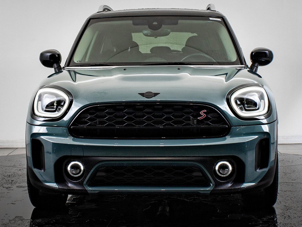 2022 Mini Cooper S ALL4 photo 2
