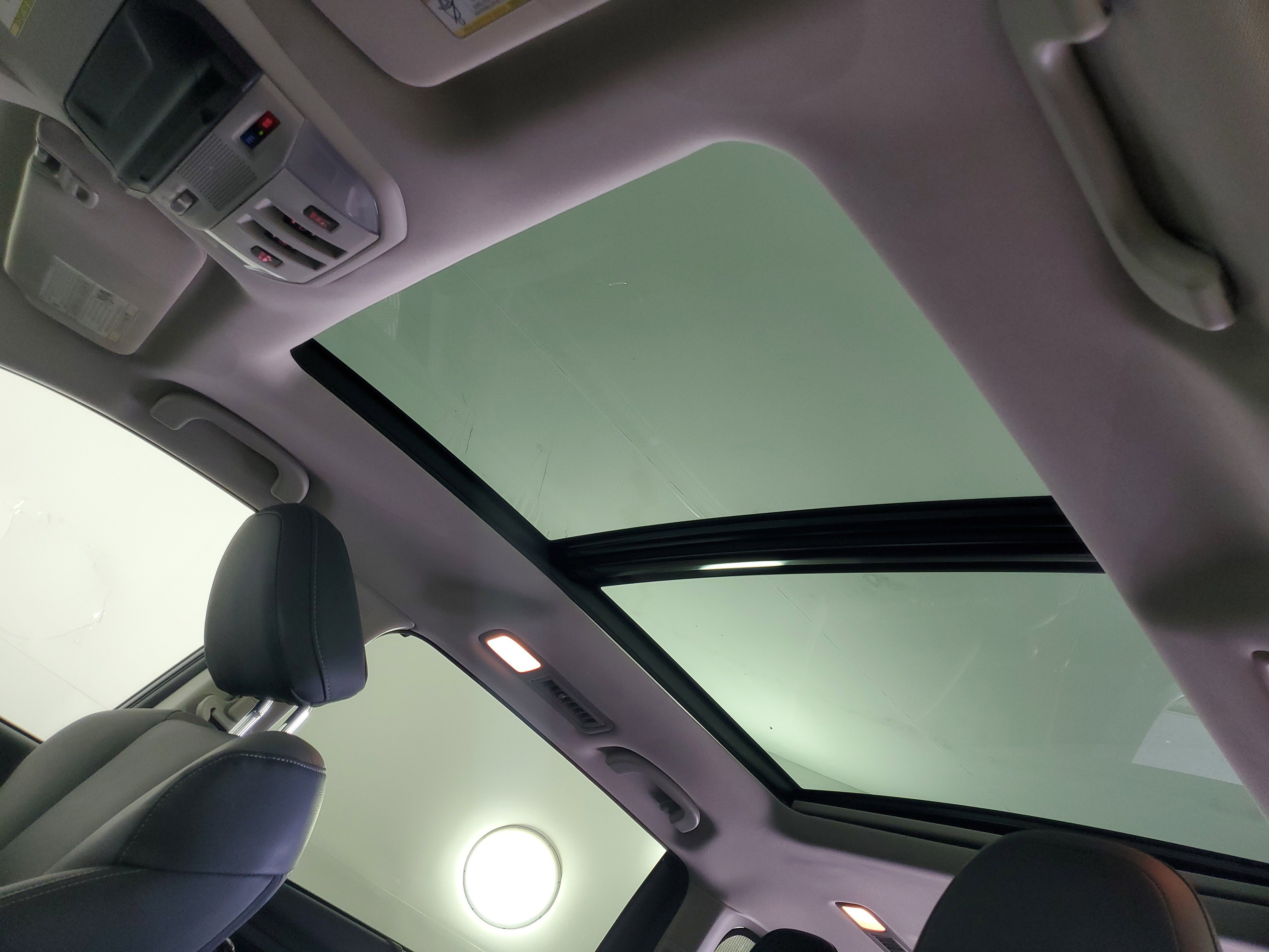 Used 2022 Crystal Black Silica Subaru Onyx Edition image 31