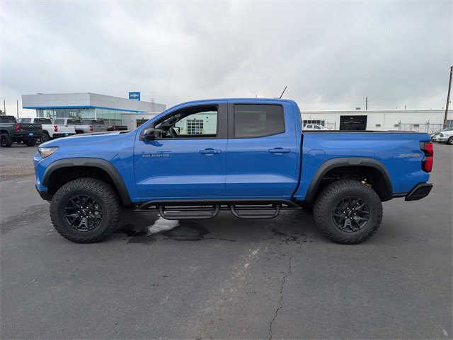 2025 Chevrolet Colorado ZR2 photo 2