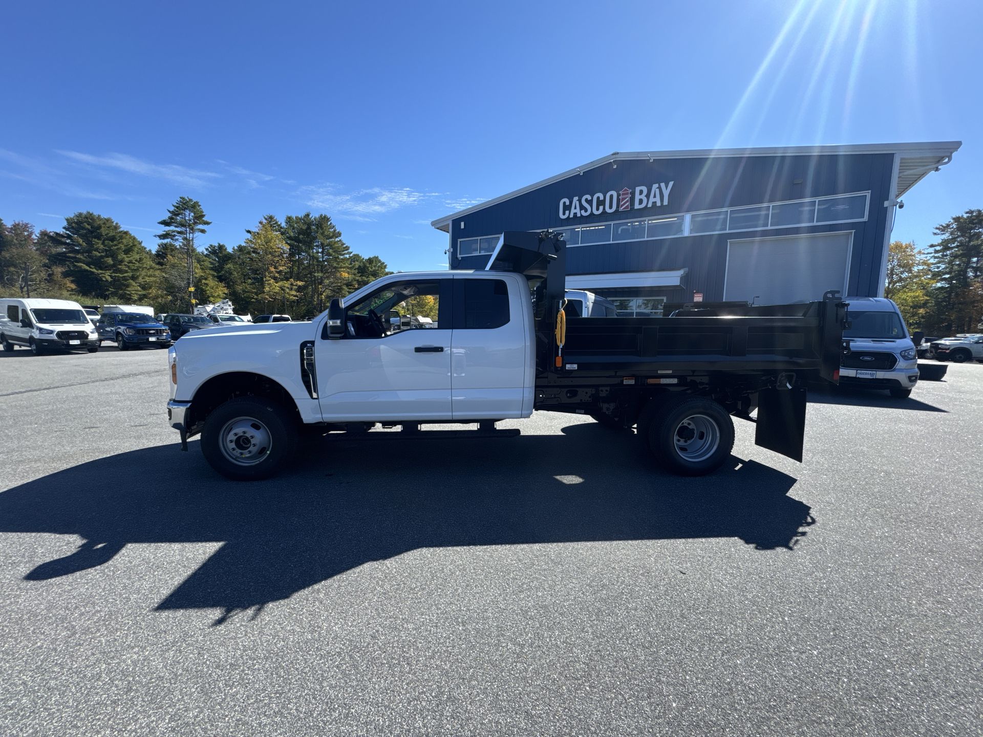 2026 Ford F-350 Super Duty Chassis Cab XL's photo