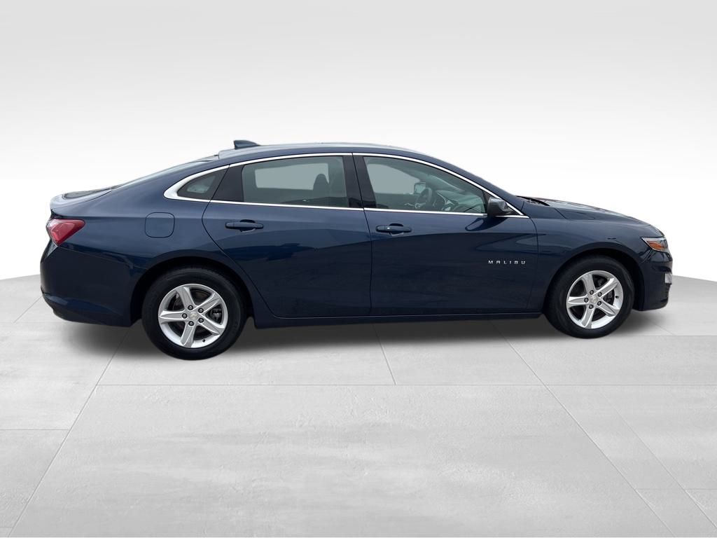 2022 Chevrolet Malibu 1LT photo 6
