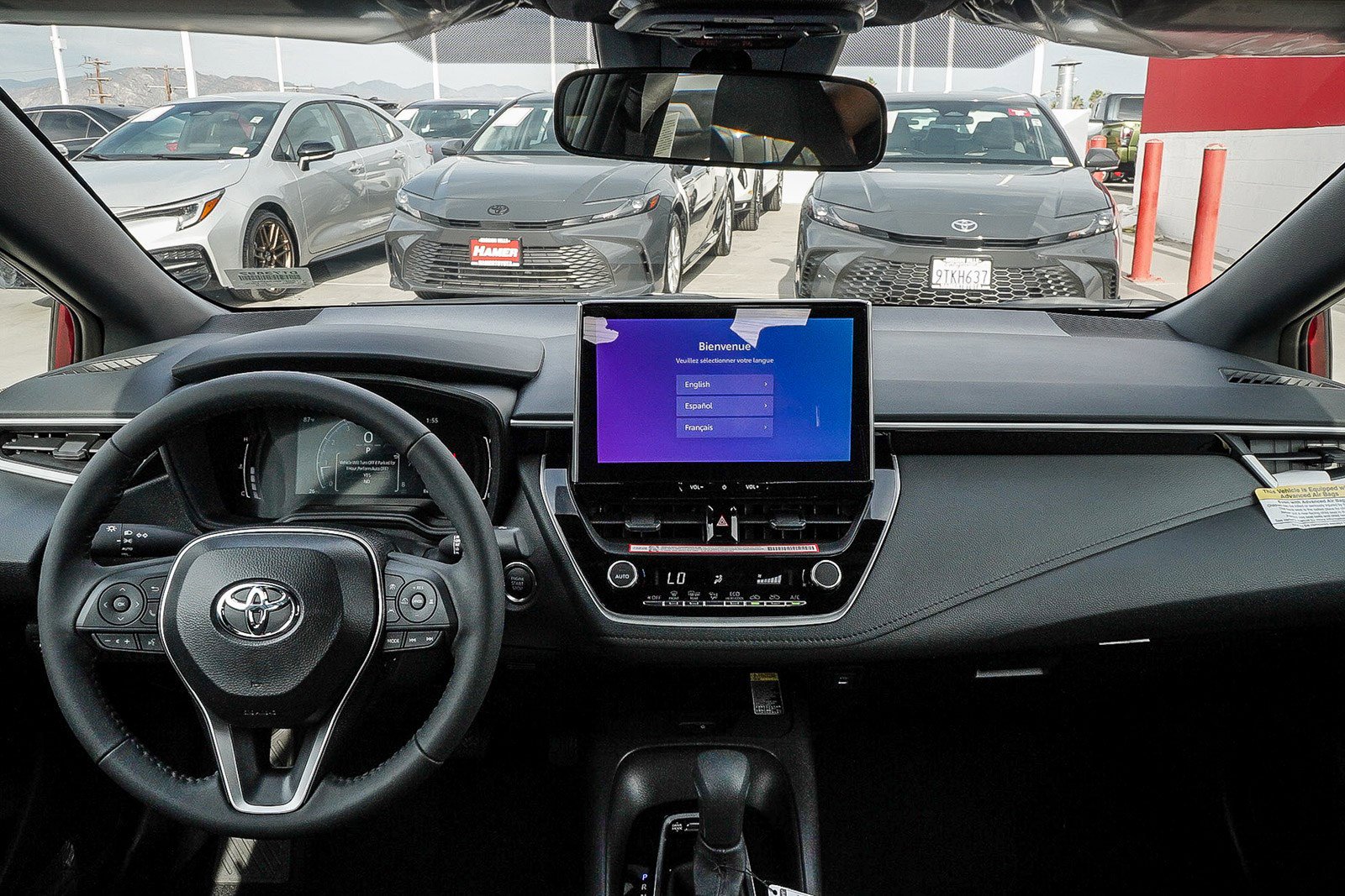 2025 Toyota Corolla SE photo 14