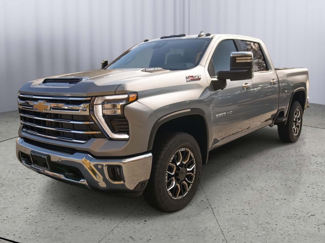 2026 Chevrolet Silverado 2500HD LTZ photo 3