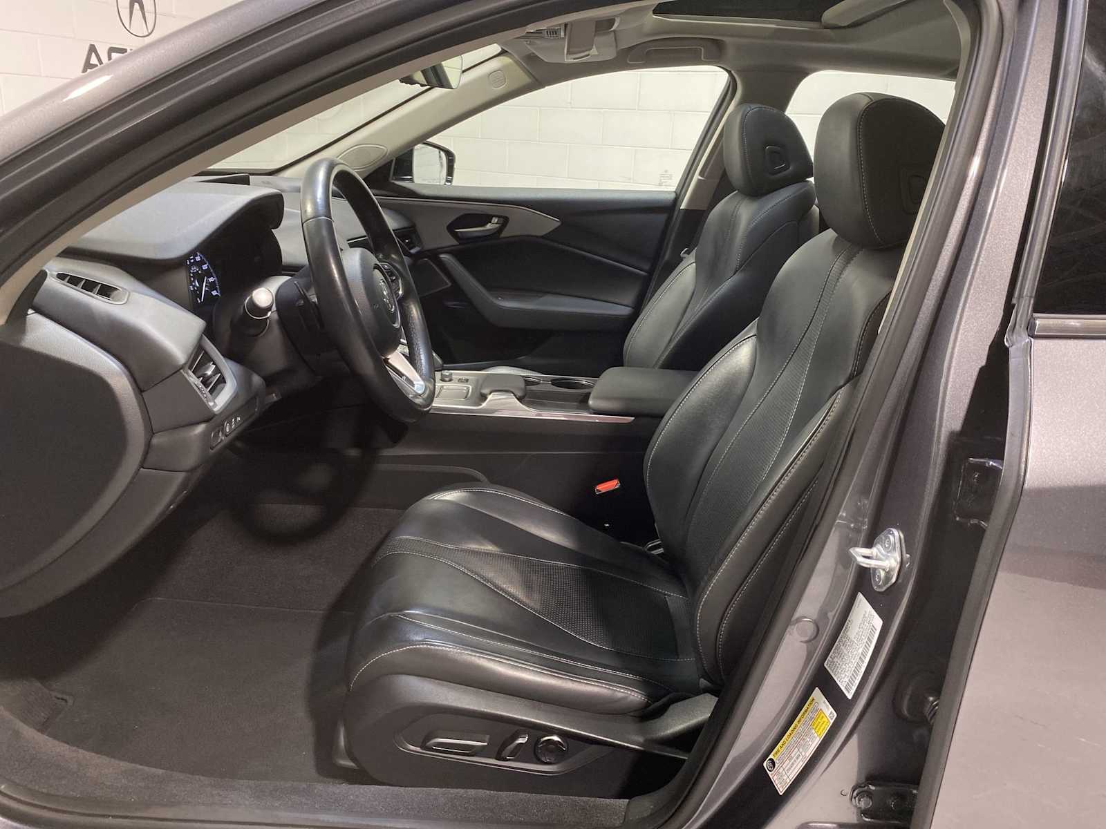 2023 Acura TLX Technology photo 2