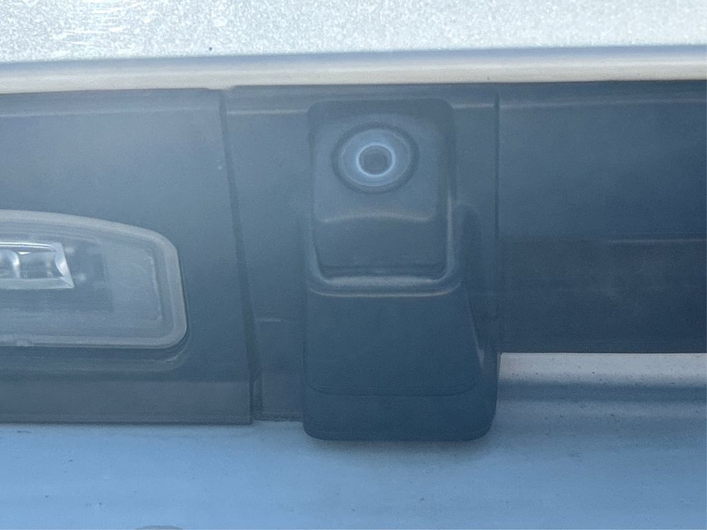 2017 Honda Pilot Elite photo 13