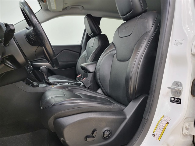 2021 Jeep Cherokee Latitude Lux photo 14