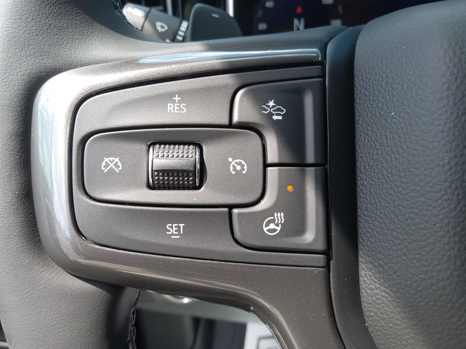 2025 Chevrolet Silverado 1500 High Country photo 23