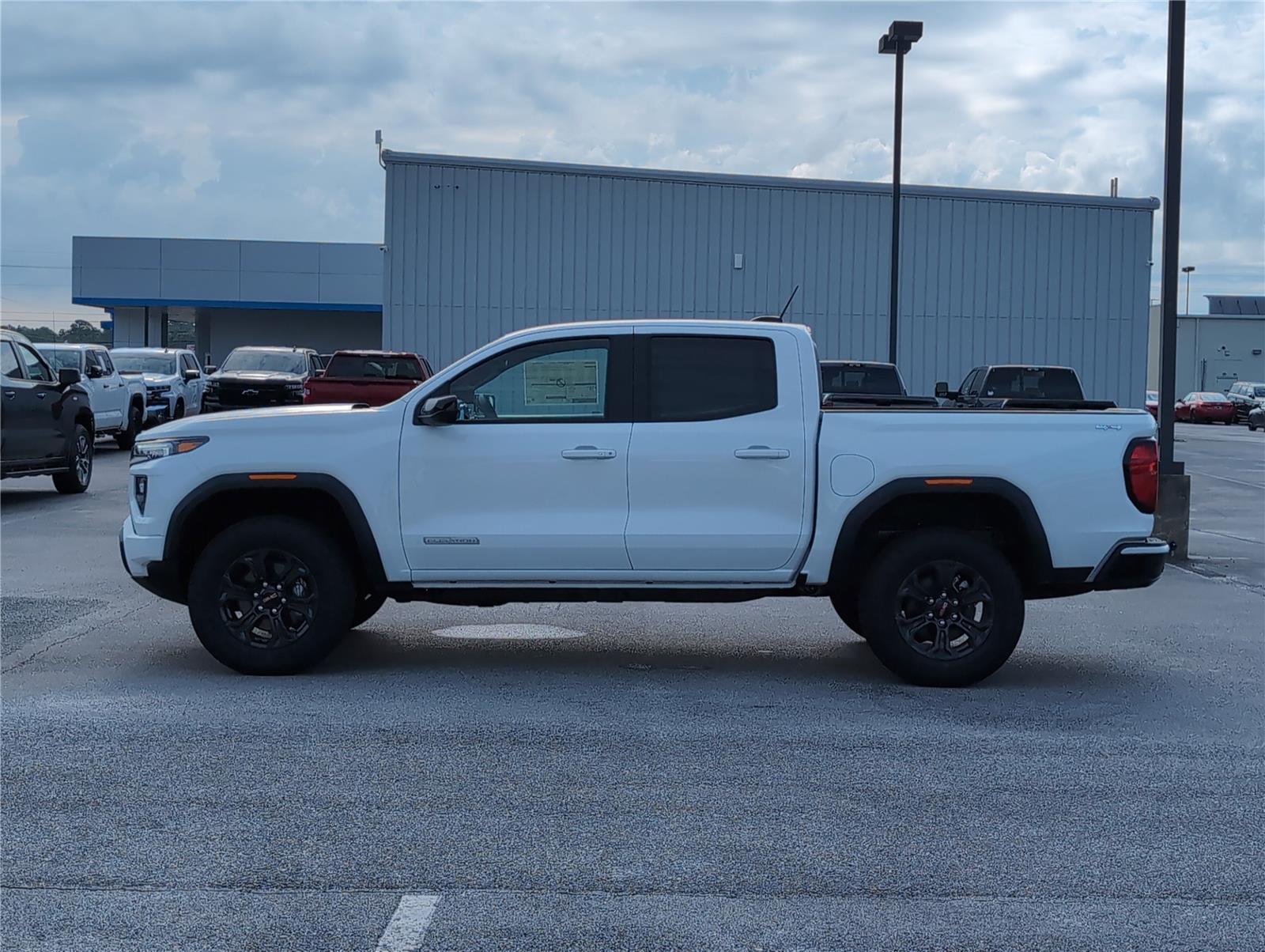 2025 Gmc Canyon Elevation photo 6