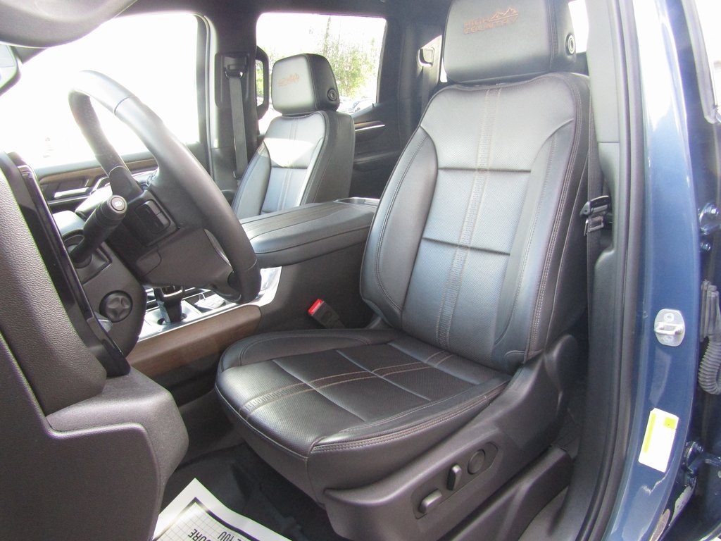 2024 Chevrolet Silverado 1500 High Country photo 9