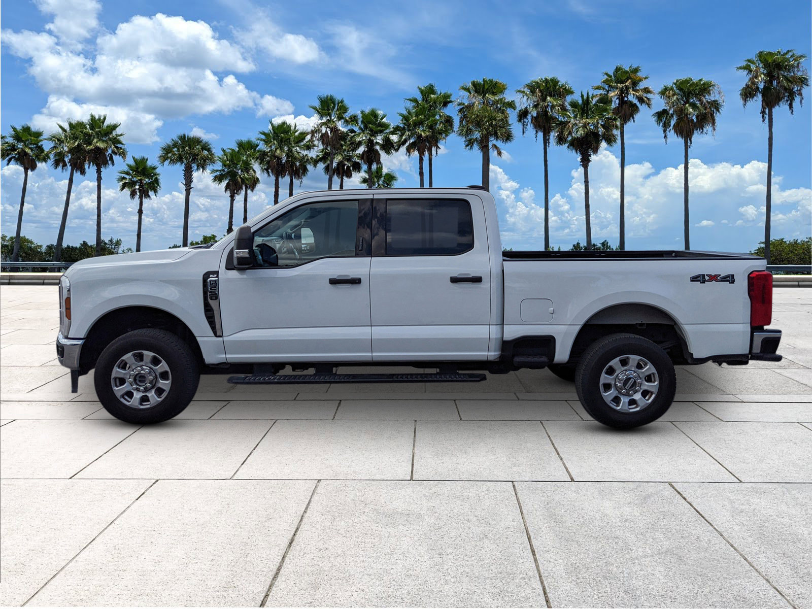 2024 Ford F-250 XLT photo 6