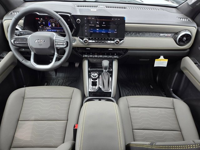 2025 Chevrolet Colorado ZR2 photo 2
