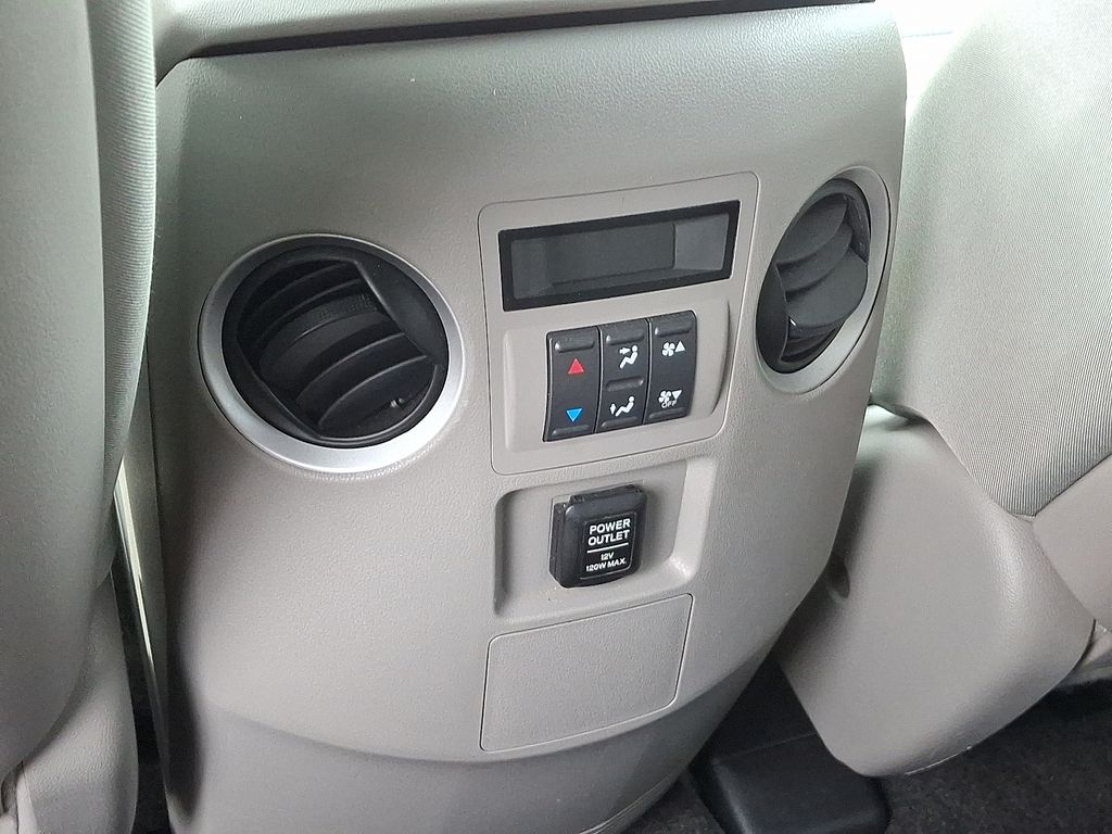 2012 Honda Pilot LX photo 10