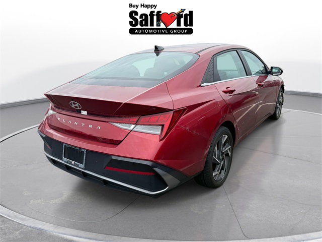 2024 Hyundai Elantra SEL Convenience photo 5