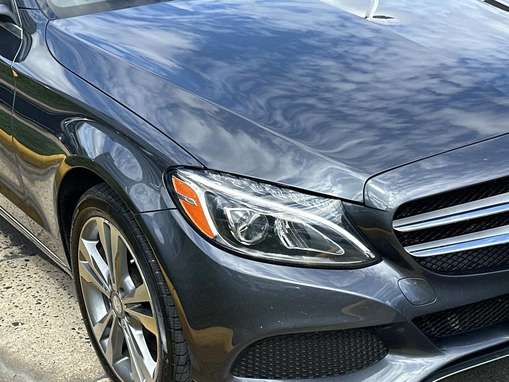 2015 Mercedes Benz C 300 photo 2