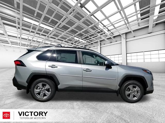 2025 Toyota RAV4 XLE photo 2